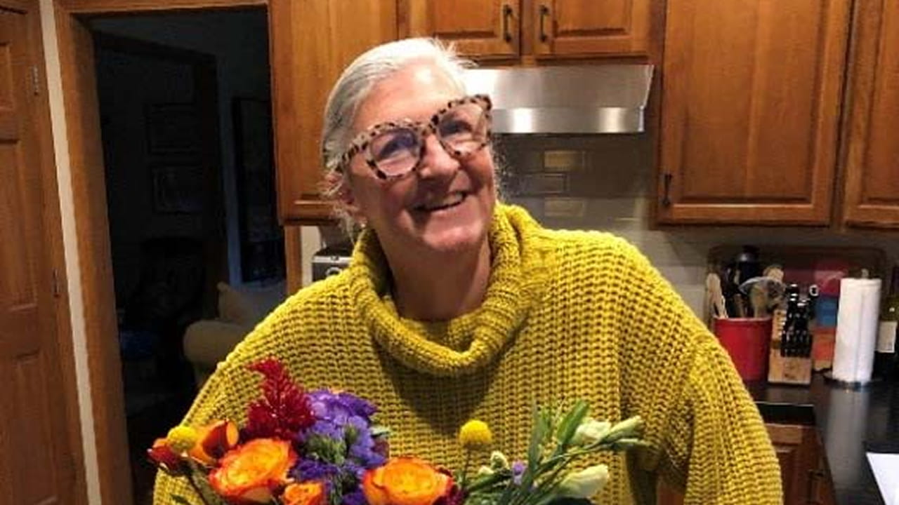 Lynn, a colon cancer survivor who screened with Cologuard.